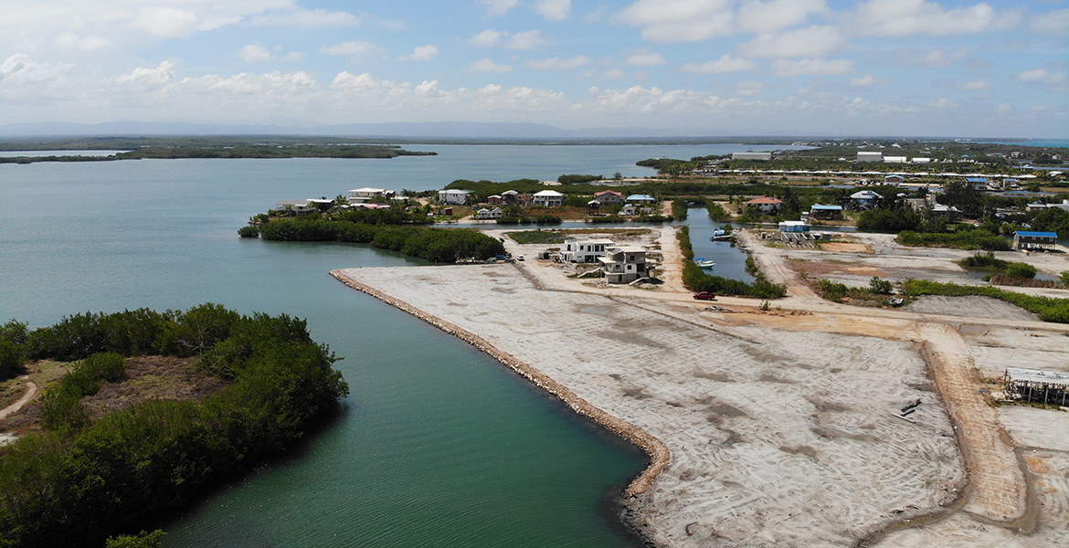 Private Lagoon Paradise in Crimson Placencia
